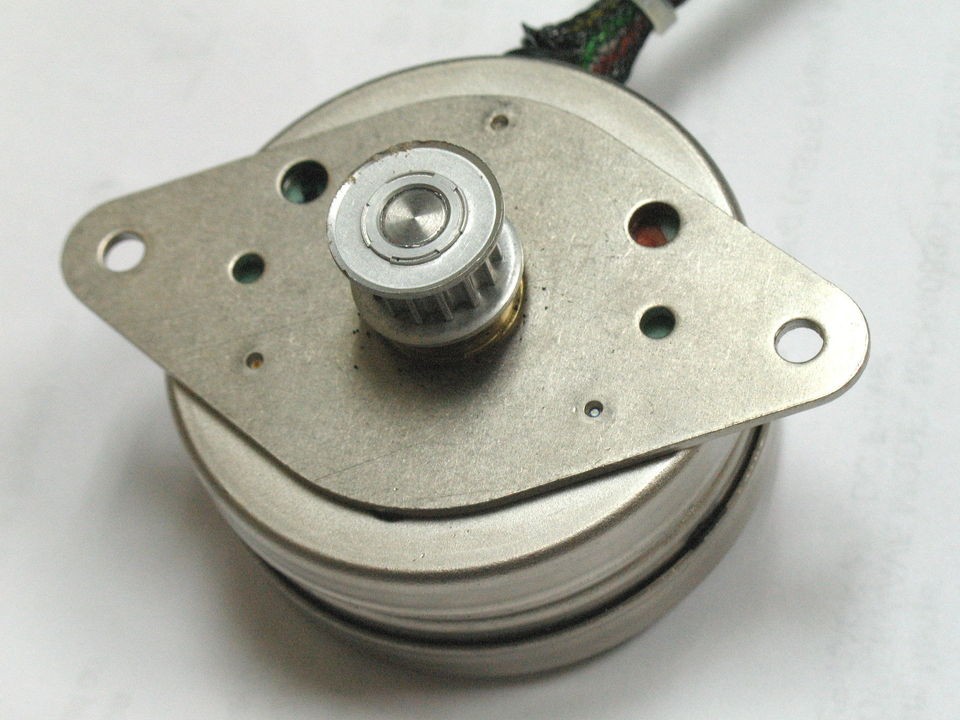 PORTESCAP S57L048S37 DV90 30256 1 CAN STEPPER MOTOR DUAL 2.25 x 1.0