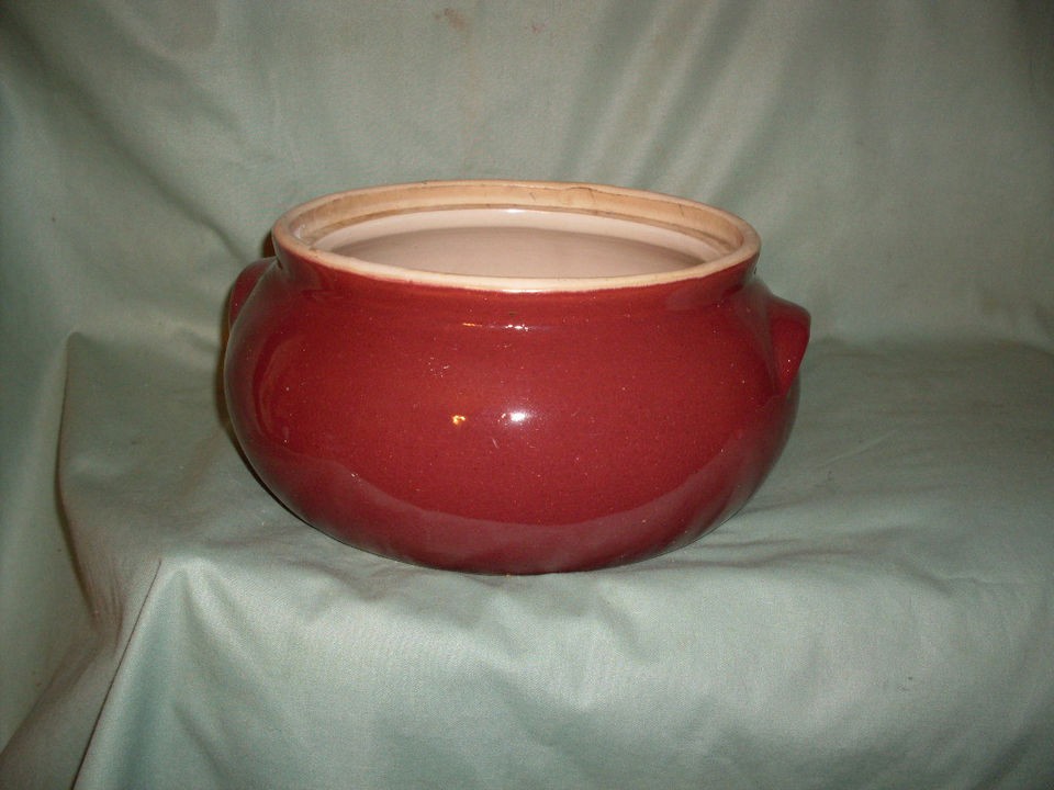 UHL POTTERY CO,VINTAGE BEAN POT   NO LID , MAROON OUTSIDE ,WHITE 