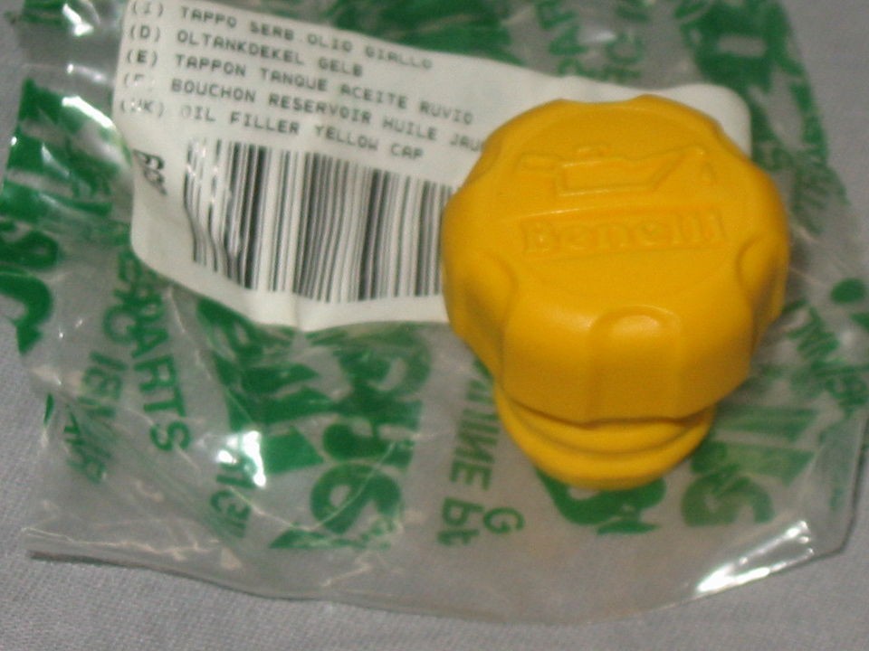 GENUINE BENELLI SCOOTER 491 K2 OIL FILLER CAP YELLOW R67440041A0 TAPPO 