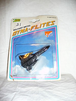 1993 ZEE TOYS DYNA FLITES Die Cast USAF SR 71 BLACKBIRD