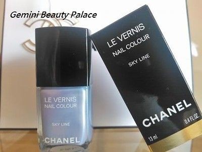 CHANEL LE VERNIS NAIL COLOUR / POLISH Sky Line / SKYLINE Blue Illusion 