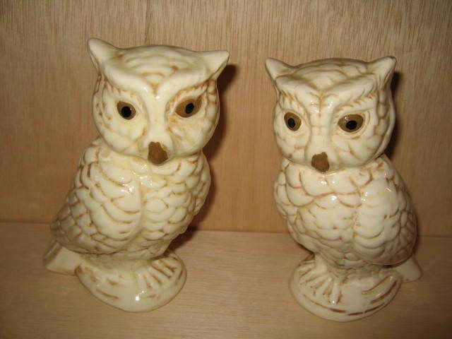 Vintage Ceramic Owls UCGC White 6 3/4 High