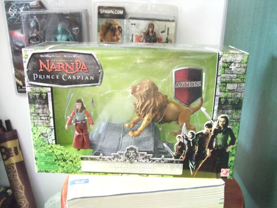 Narnia Prince Caspian Action Figure Aslan Lucy Pevensie MIB