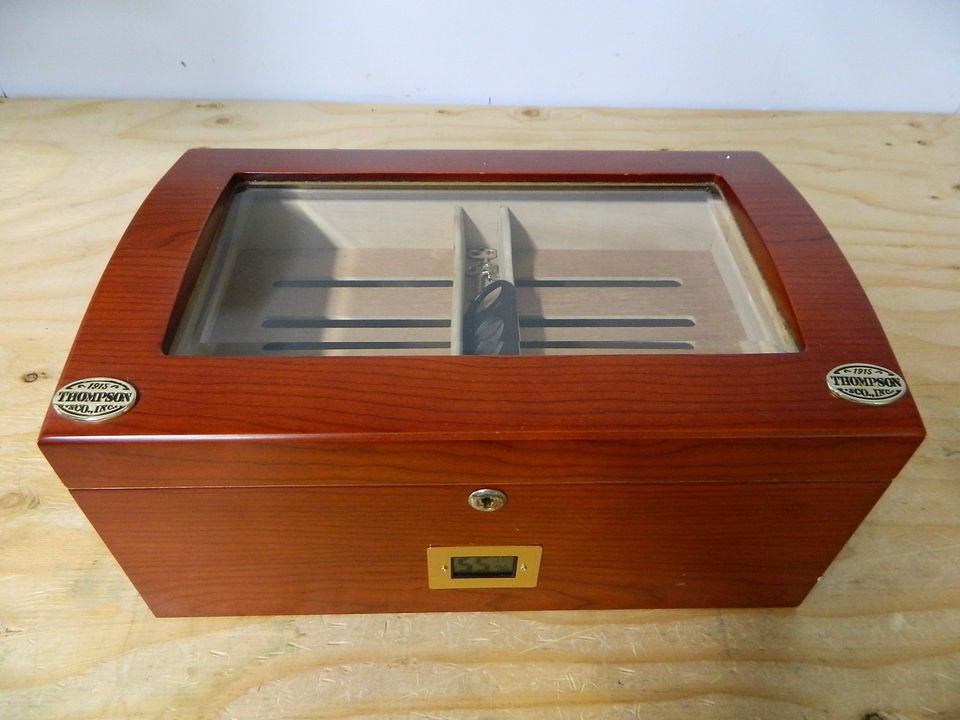 Thompson And Co. Humidor Glass Top B880