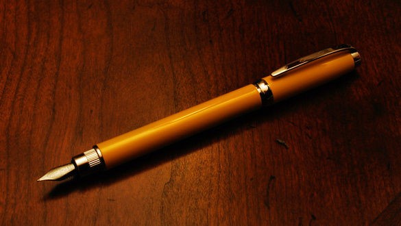 Franklin Christoph Performance Yellow Fountain Pen Fine