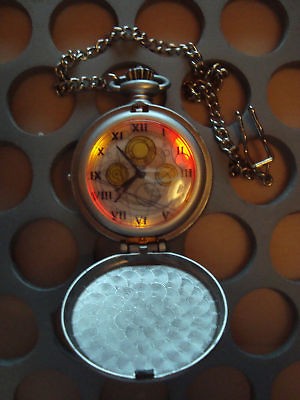   10TH ELECTRONIC FOB POCKET WATCH LIGHT SOUND SFX DAVID TENNANT TOY