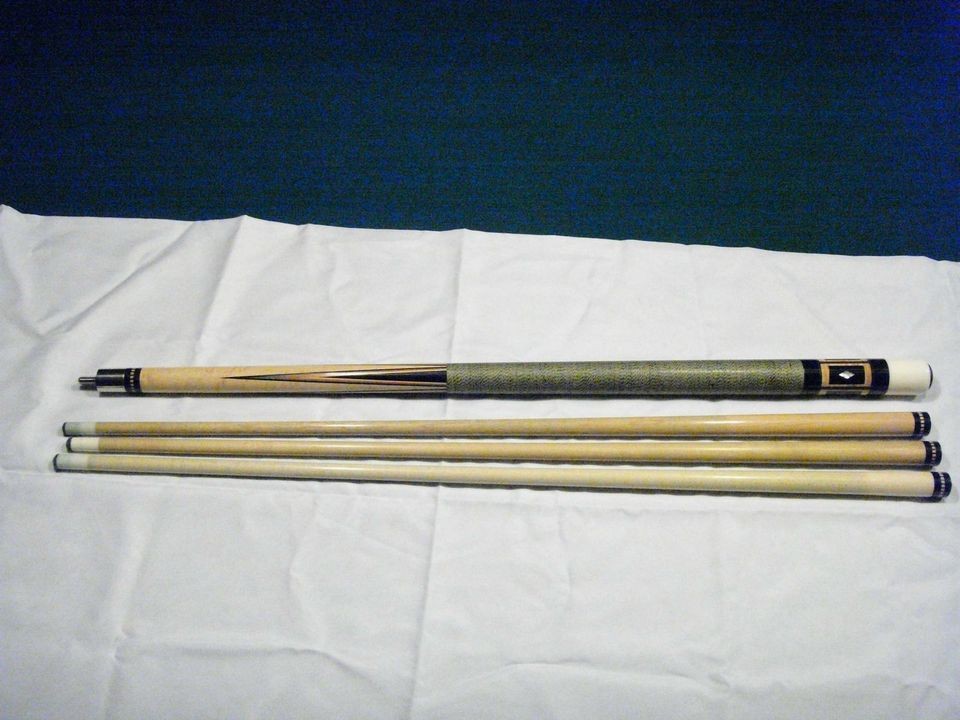 Joss West Custom Cue with 3 Shafts