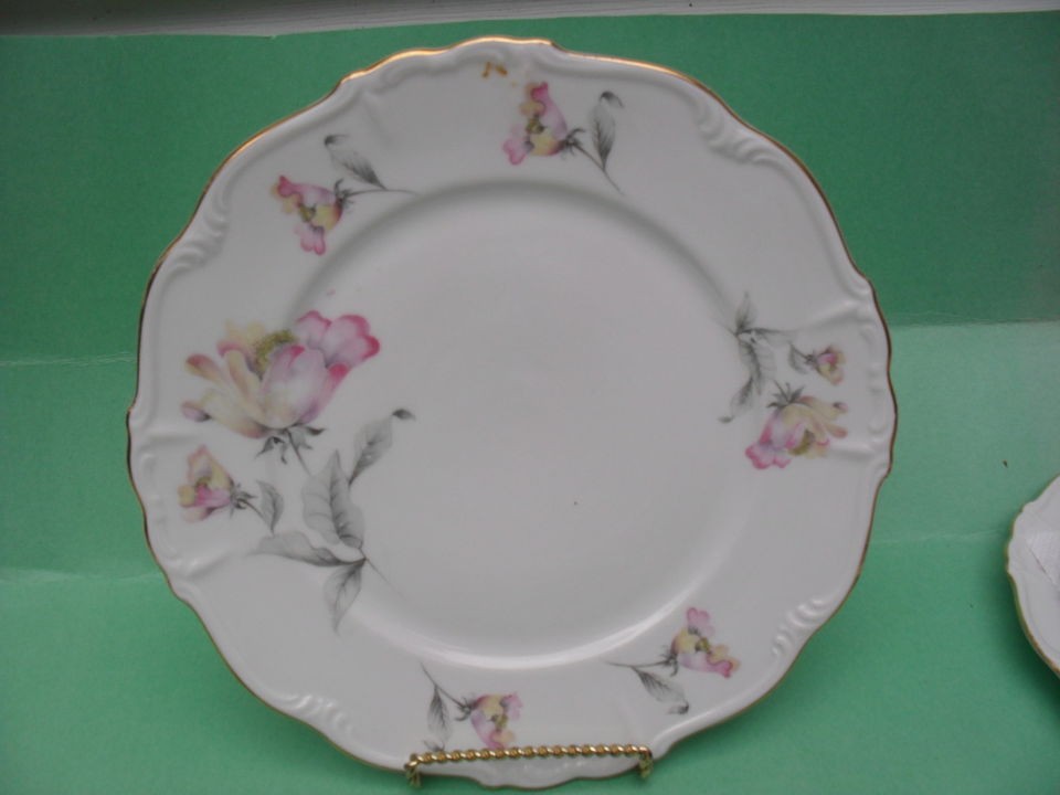 EDELSTEIN   BAVARIA    IRISH ROSE   DINNER PLATE    # 21615    10 3 