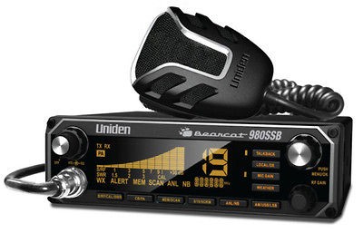 Uniden BC 980 AM/SSB BEARCAT 980 CB RADIO 40 CHANNEL MOBILE 7 COLOR 