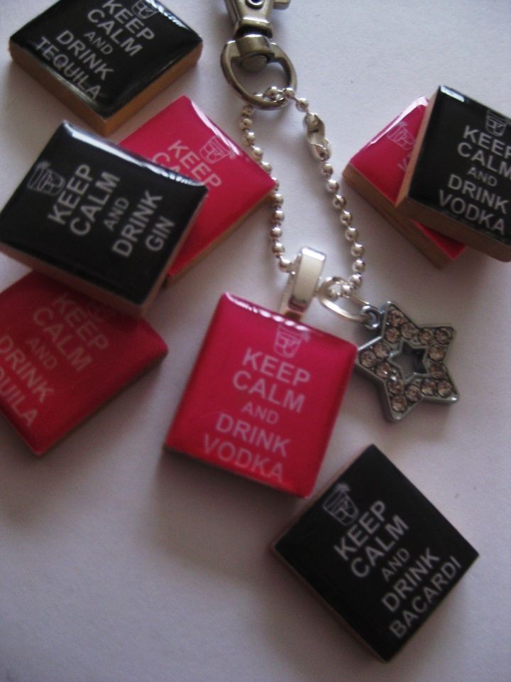 Keep calm and drink vodka/bacardi/gin/tequila crystal star keyring/bag 