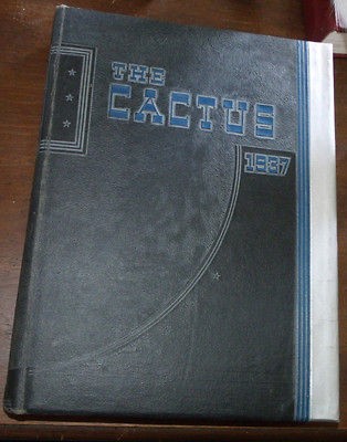 AUSTIN TX   UNIVERSITY OF TEXAS UT 1937 CACTUS YEARBOOK