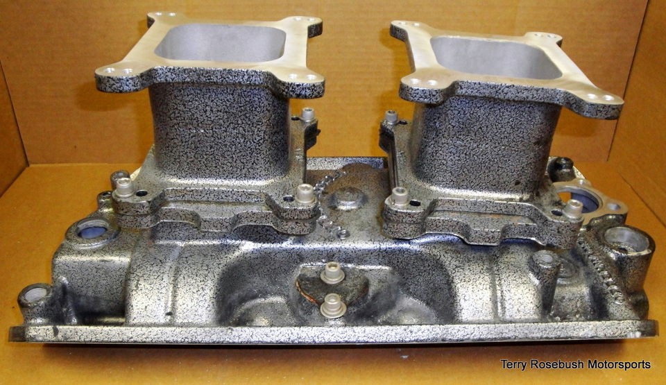 Offenhauser USED #5785 AMC Dual Quad, 360° Split Dual Plane w/Spacers 