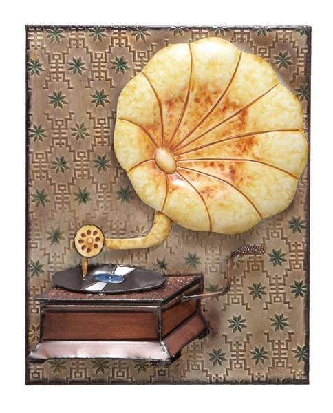 Colorful Retro Metal Wall Art Gramophone Decor Sculpture Record Player 