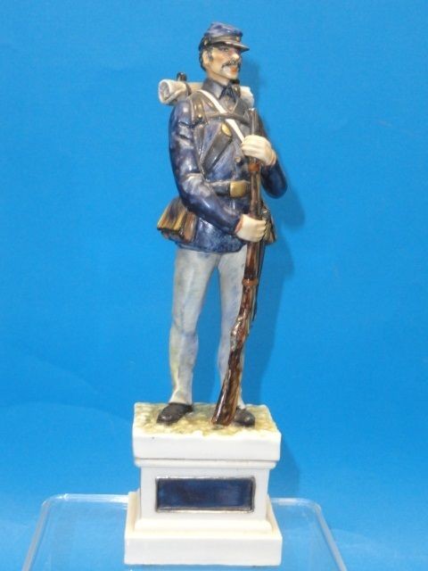 Antique Guido Cacciapuoti Ceramiche Ceramic USA INFANTRYMAN c. 1930 