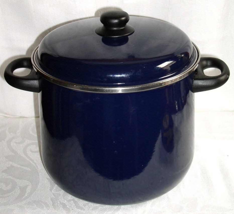 Megaware Spain   Blue Enamelware 9qt Covered Stock Pot