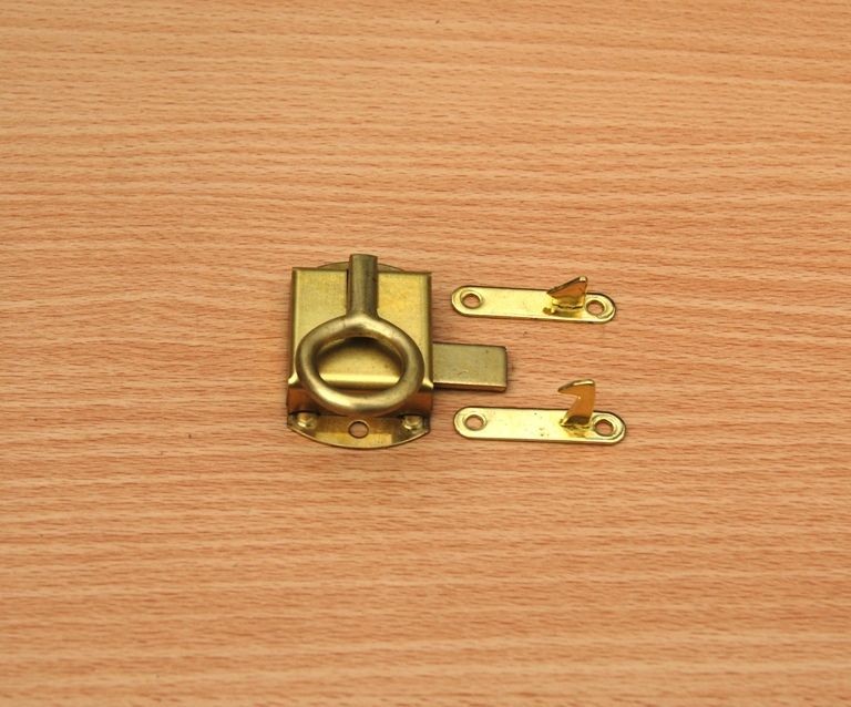 Wilson Cabinet & Sellers cabinet nickel Ring Latch R.H.