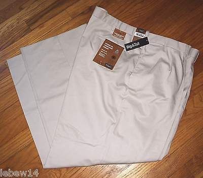 Haggar Mens Lt Khaki Weekend Pants Adjust Waist Pleated Front 36, 46 