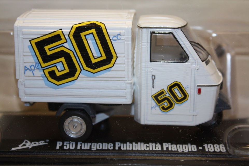   50 Furgone Pubblicitario Piaggio   1986, Italeri Hachette 1/32 NEW