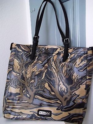 Sakroots Artist Circle Zippered Handbag   Water Nation Style by 