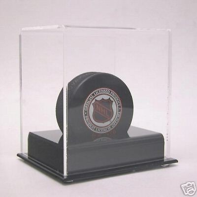 hockey puck display case in Autographs Original