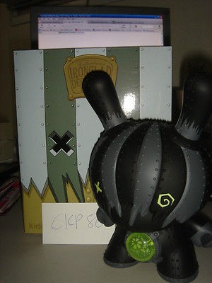 Kidrobot Doktor A Ironclad Decimator Black Chase Edition 8 Dunny