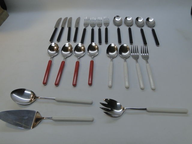 NIVELLA ROSTFREI EDELSTAHL STAINLESS FLATWARE MID CENTURY MELAMINE 