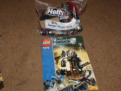 Lego Castle Knights Kingdom II Scorpion Prison Cave (8876) NEW 