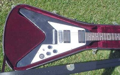 gibson custom shop kirk hammett flying v only 100 made