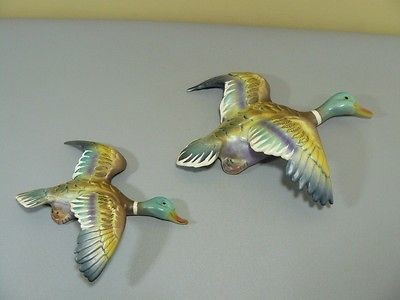 Vintage Norcrest Pair Flying Duck Wall Hangers P 419 Estate find