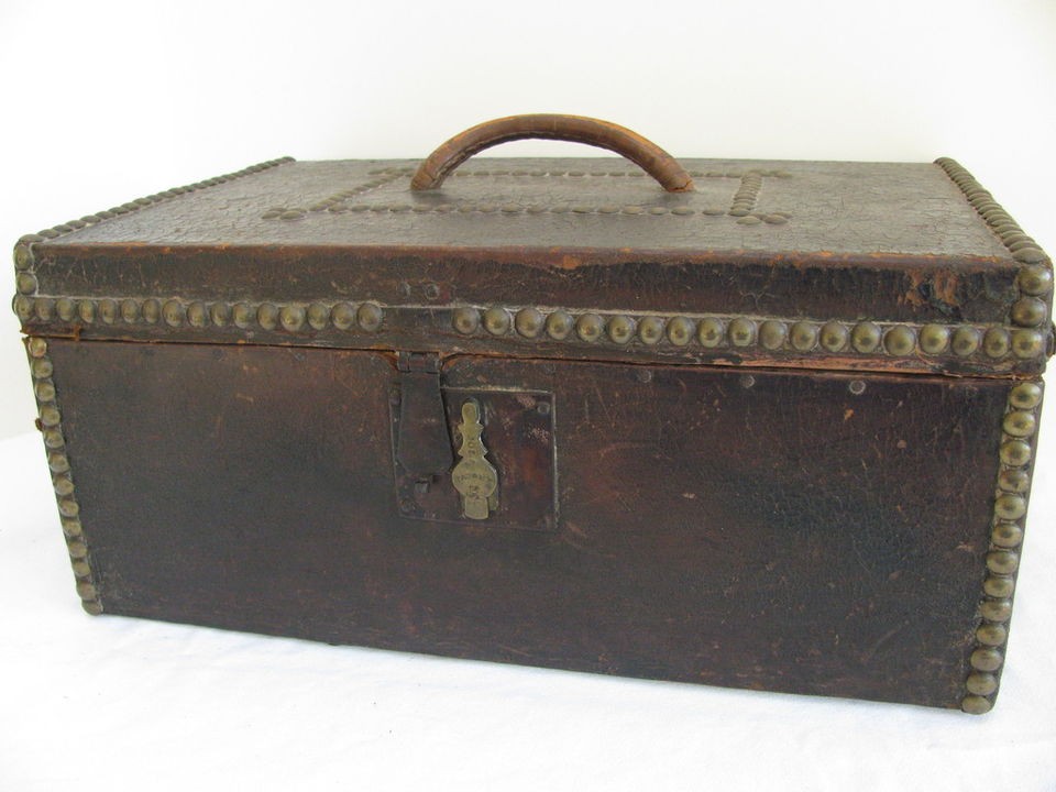 old antique nathan neat primitive folk art trunk c1830s time