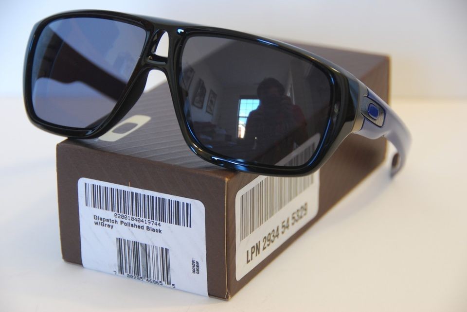 NEW Oakley Dispatch Sunglasses Polished Black w/Grey 009090 13 extra 