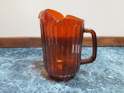   Plastic Bouncer Pitcher 60 oz BROWN SET of 2   Restaurant Supplies