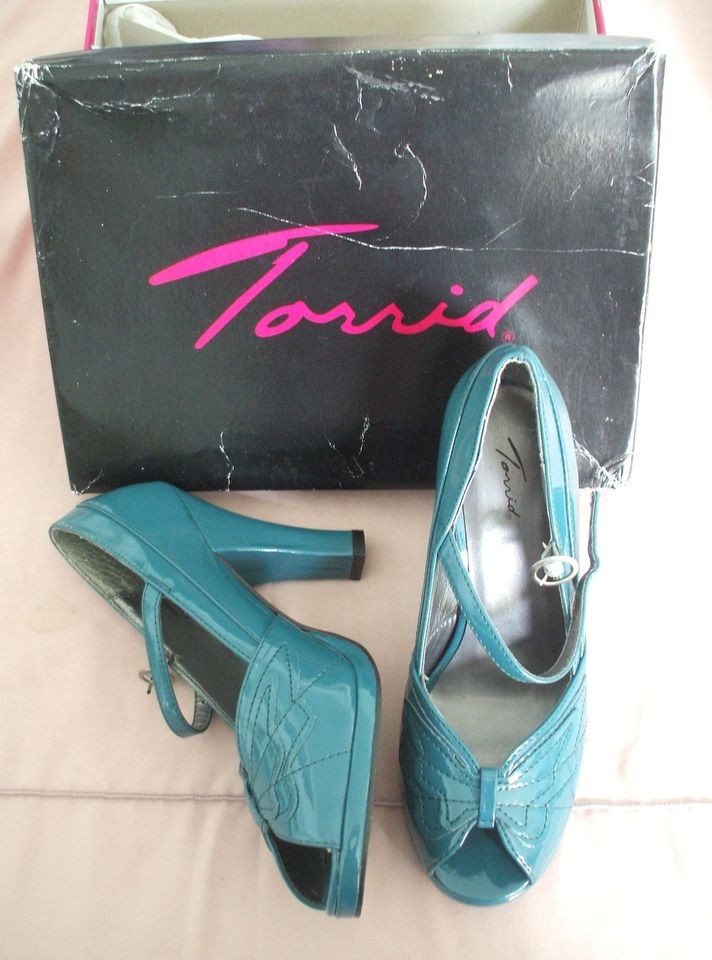 NIB Torrid Teal Peep Toe Monarch Pump .75 Platform 4 Heel 7 W