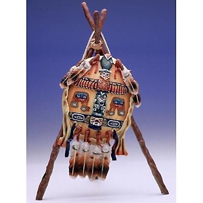 RARE AMERICAN INDIAN TOTEM SHIELD SCULPTURE   NEW 