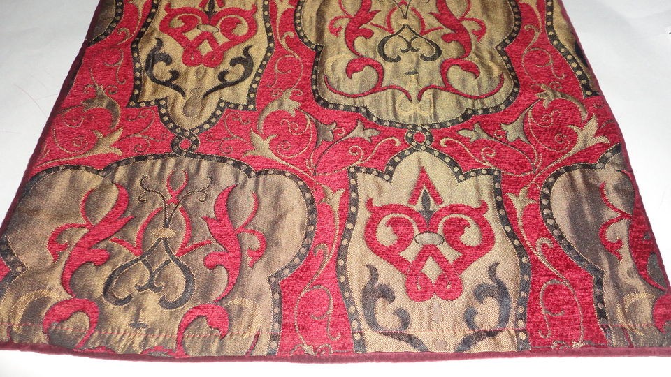 MALIBU BRITTI ORIENTAL PILLOW COVER RED GOLD BLACK ZIPPERED PRE OWNED