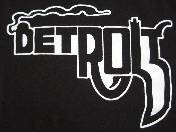 COOL LOGO small DETROIT smoking GUN T SHIRT michigan LOOK