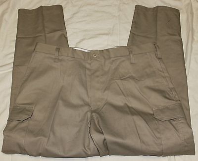 Mens CINTAS Khaki Tan WORK CARGO PANTS Flat Front Slacks 30 Unhemmed 