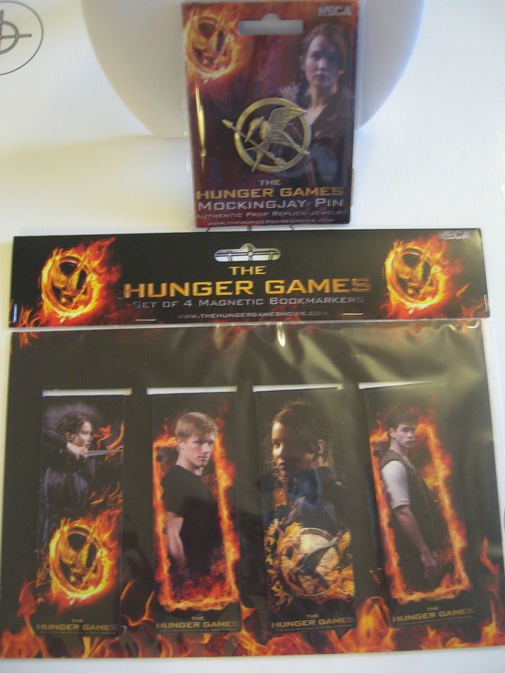 NEW The Hunger Games Movie Mockingjay Pin + Magnetic Bookmarks Set of 