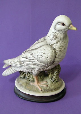 VINTAGE NORLEANS PORCELAIN PIGEON/DOVE FIGURINE  MADE IN JAPAN CIRCA 