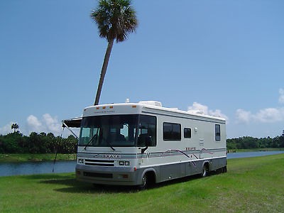 00 FLORIDA WINNEBAGO BRAVE BEUTY INSIDE LOW 14995 RESEARVE RV WOW 