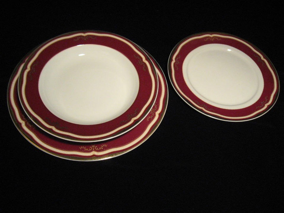 Titanic 2nd Class White Star Line dinner plate side plate & bowl set