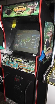 2003 SAMMY USA TROPHY HUNTING 2 PLAYER SHOOTING ARCADE GAME