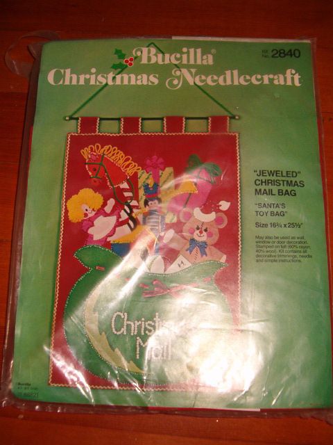 New Santas Toy Bag Christmas Bucilla Felt Applique Kit