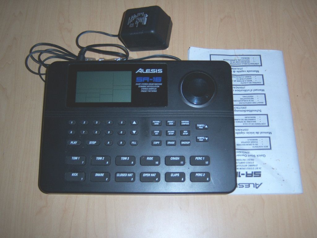 Alesis SR 16 24 Bit Stereo Drum Machine