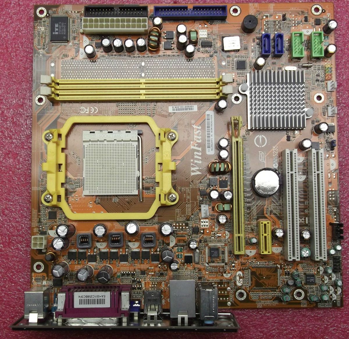 Winfast MCP61SM2MA RS2H eMachines T3636 Socket AM2 Motherboard