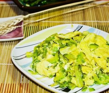 10 Seeds   Bitter Melon/Bitter Gourd/Ampalaya (diabetes herb)