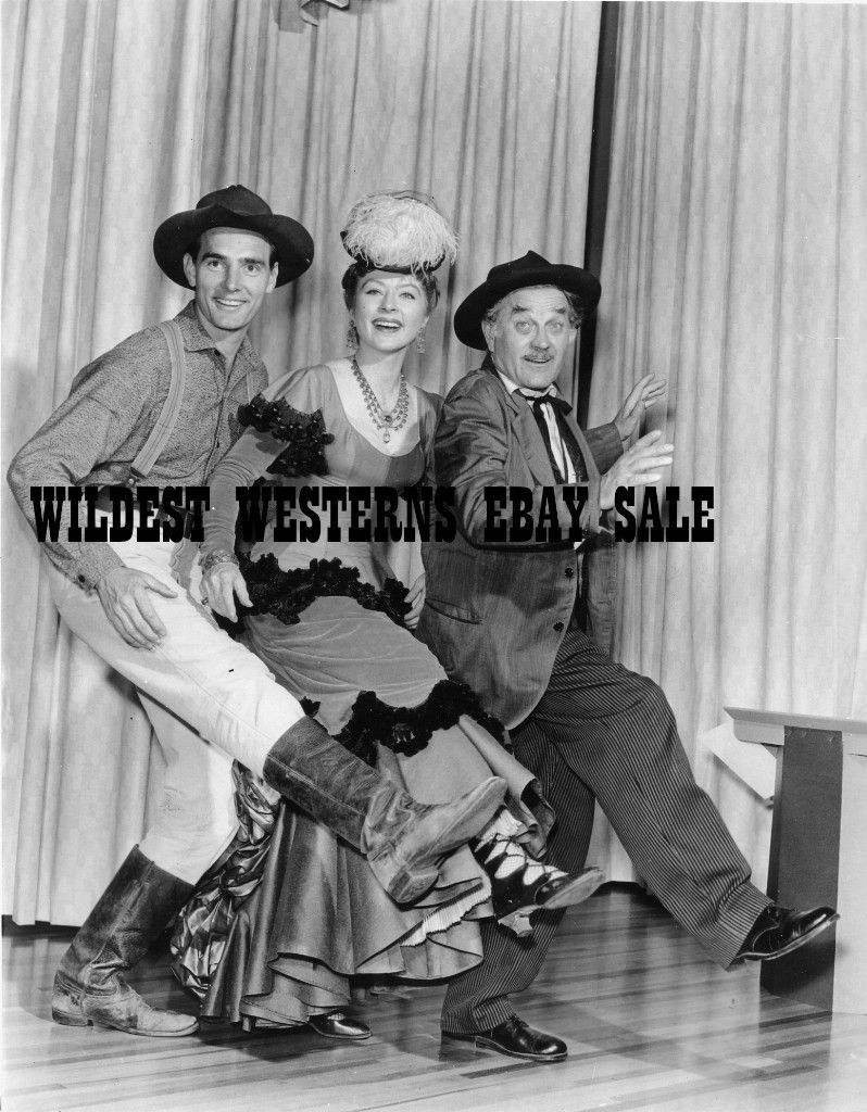 AMANDA BLAKE Miss Kitty RARE GUNSMOKE TOUR PHOTO Milburn Stone DENNIS 