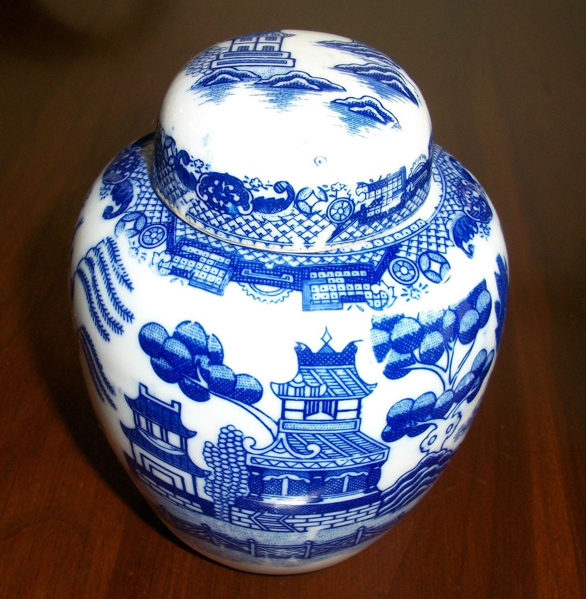 Antique Collectible Japan China Blue Willow Ginger Jar Tea Excellent 