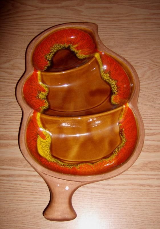 Santa Anita Ware R 144 Divided Colored Dish Clay Base