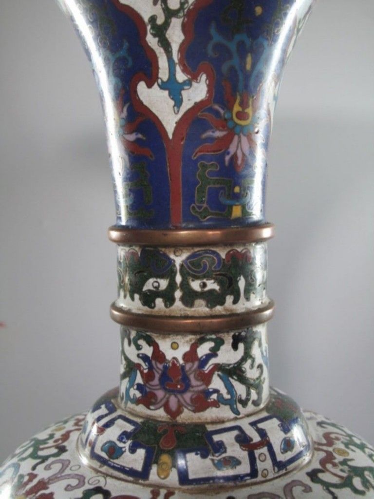 Large Antique Chinese Cloisonne Vase 17